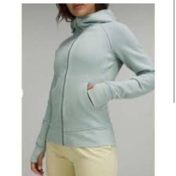 lululemon athletica Tops - ⭐️⭐️⭐️ Lululemon athletica scuba zippered hoodie. Size 4